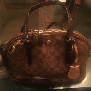 Coach done Peyton satchel